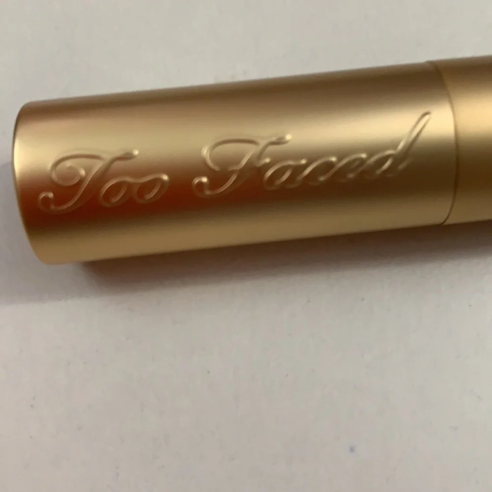 TOO FACED “90210hhh” DISCONTINUED RED LIPSTICK NEW